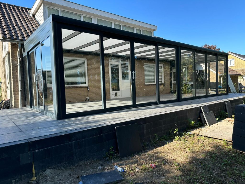 Adembenemende veranda geplaatst in Velp