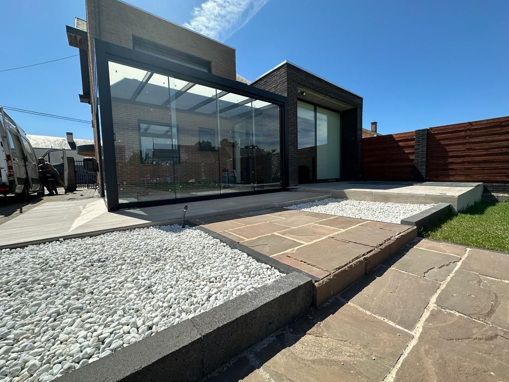 Veranda geplaatst in Riemst, België